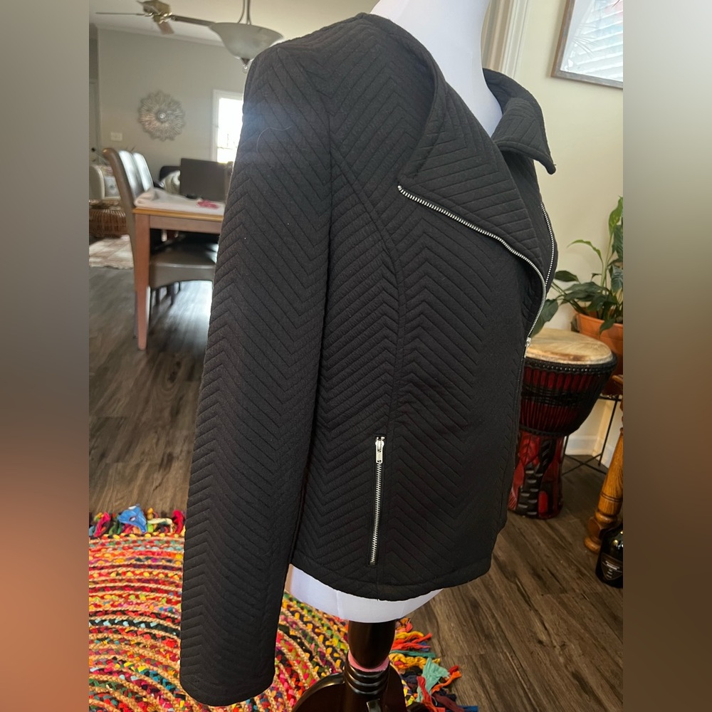 41 Hawthorn Black Chevron Quilted Moto Jacket NWT Large Woman - Picture 5 of 10